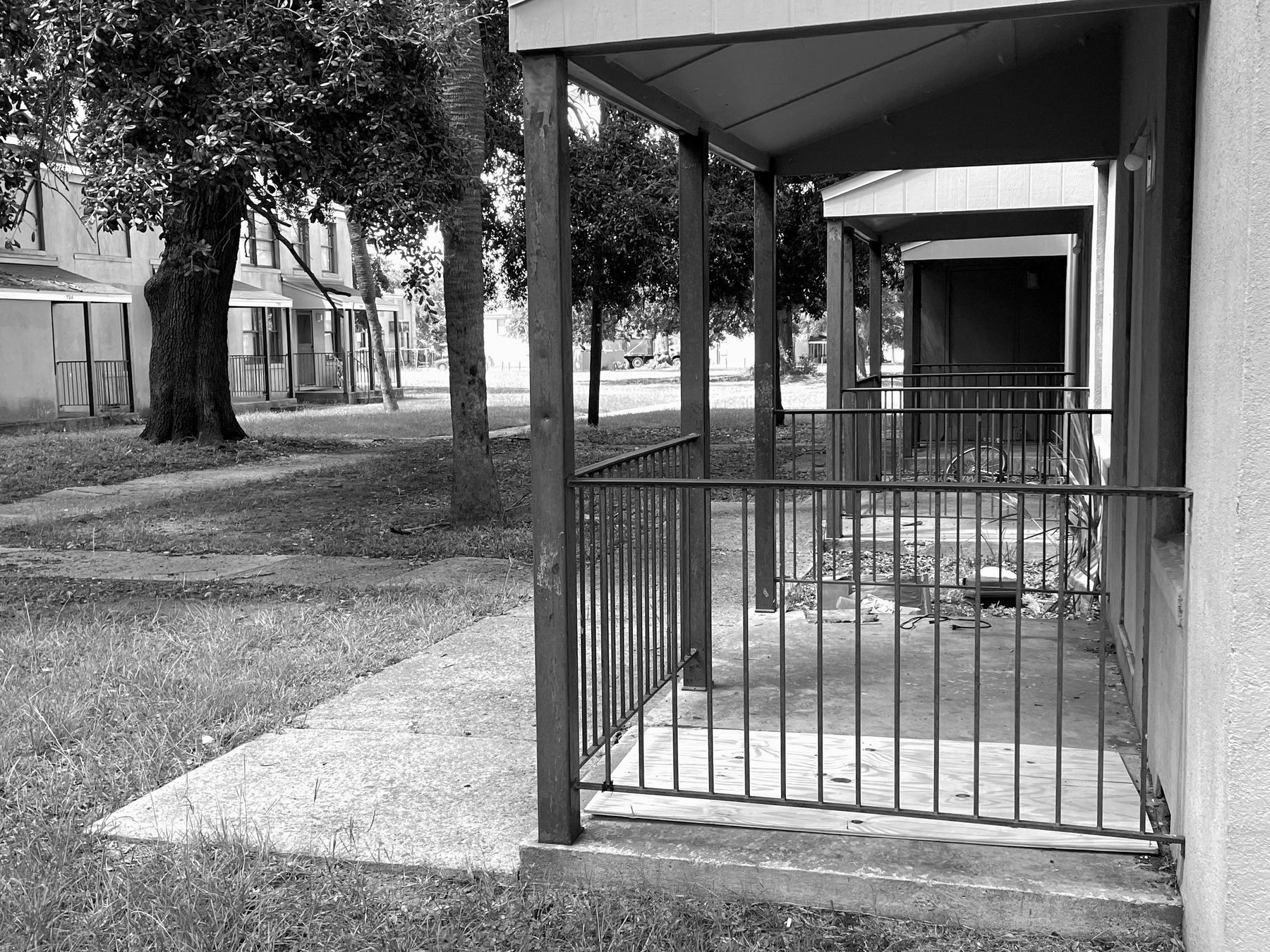 Yamacraw Village, Savannah. Photograph 36 of 38 by Jonathan Vasata.